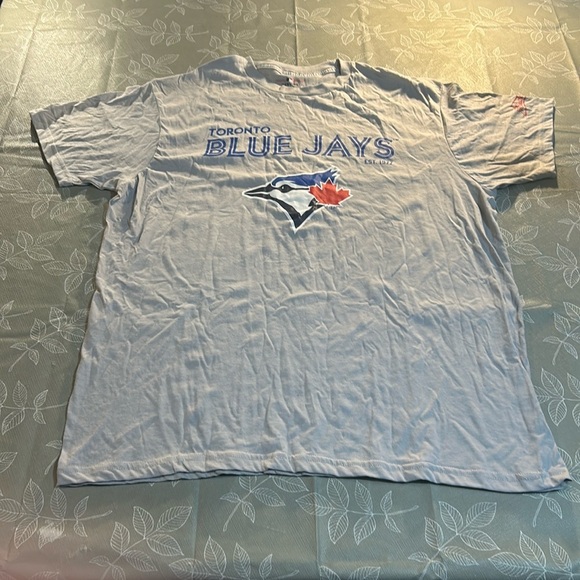 MLB Other - ✨2/$15.✨Men’s MLB Blue Jays T-Shirt.
